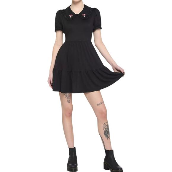Hot Topic Black Mushroom Babydoll Mini Dress S Lace Collar Tiered Party - Picture 12 of 13